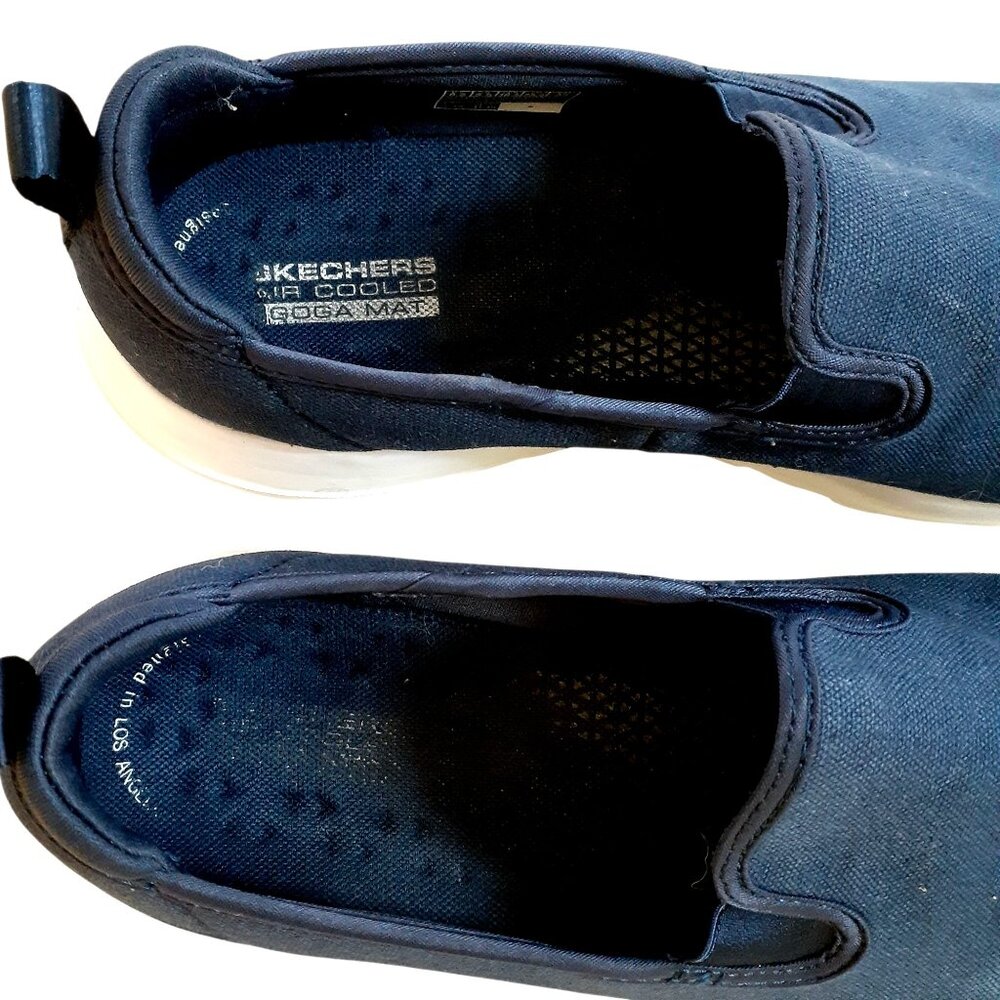 Skechers GOwalk Slip-On Sneaker Shoes Womens Size 8.5 Navy Canvas Walking - Picture 4 of 4